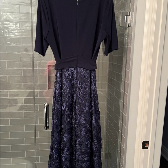 Mother of the Bride dress/cocktail dress - Picture 2 of 8